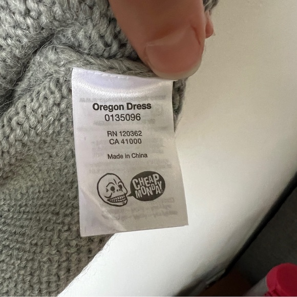 Cheap Monday Oregon Sweater Dress Size S - Picture 3 of 5